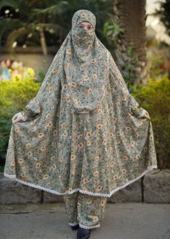 Alternative view of Khimar & Plazu - 124