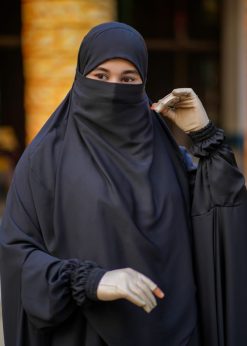 Alternative view of Long Zilbab - 318