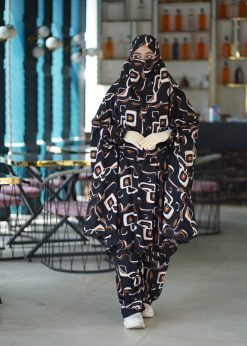 Alternative view of Khimar & Plazu - 152