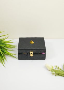 Alternative view of Budget Friendly Gift Packege -3
